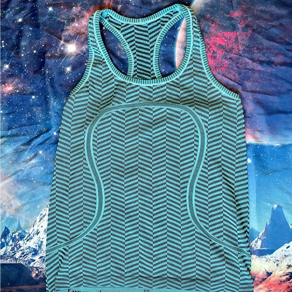 Lululemon athletica Sea Green Patterned Running Tank Top